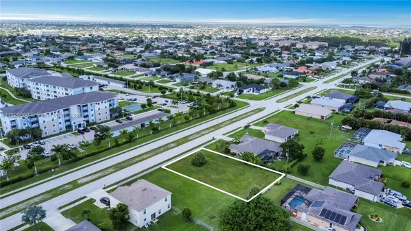 Cape Coral, FL 33914,1821 Savona Pkwy W