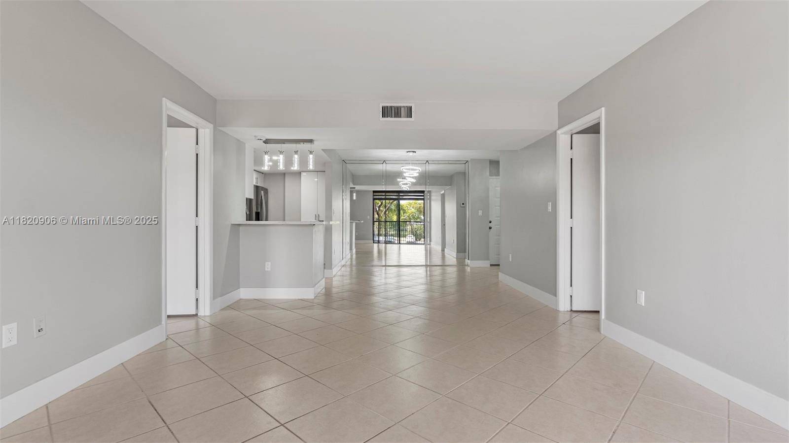 Lauderhill, FL 33319,5550 NW 44th St #205B