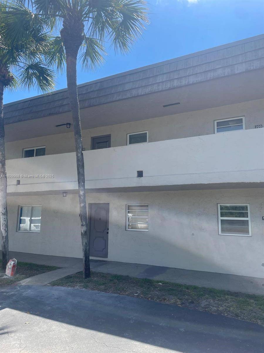 2900 Fiore Way #1080, Delray Beach, FL 33445