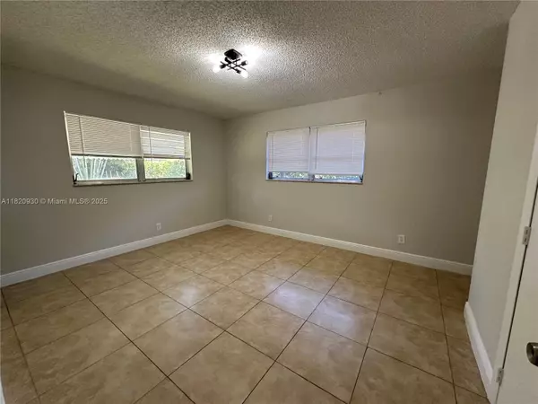 Fort Lauderdale, FL 33304,1241 NE 2nd Ave #1241