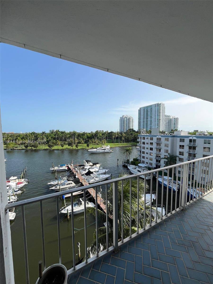 Miami, FL 33125,1700 NW N River Dr #703