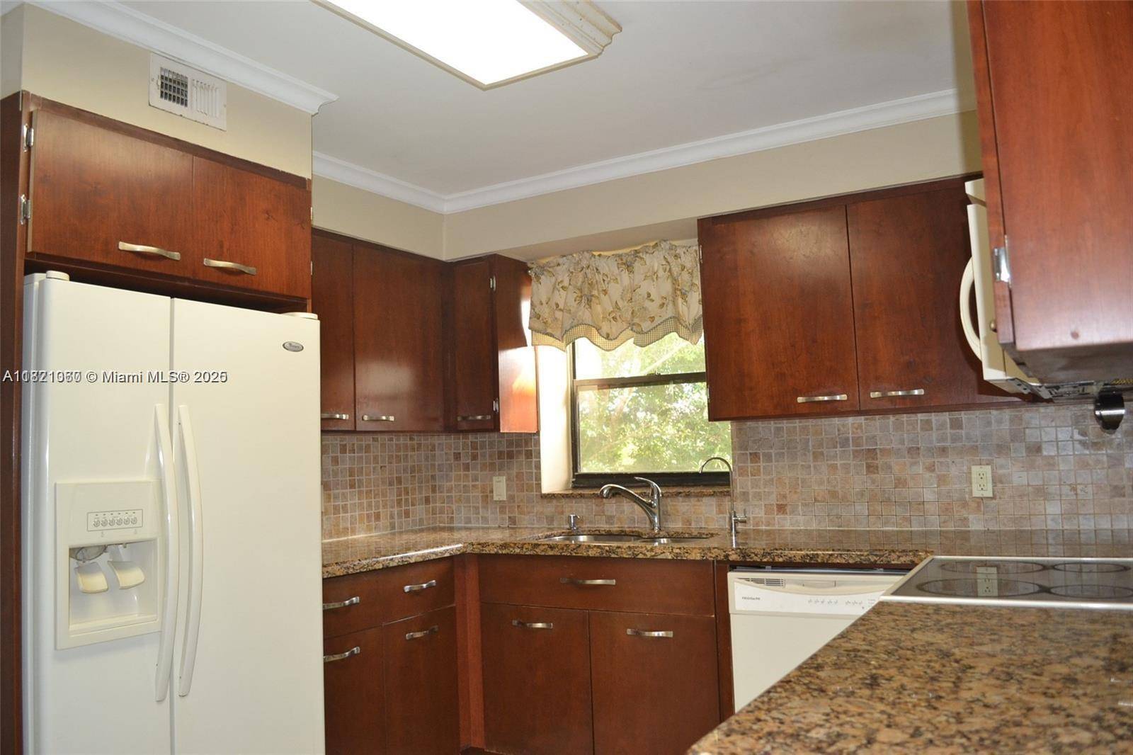 Weston, FL 33326,491 Racquet Club Rd #302
