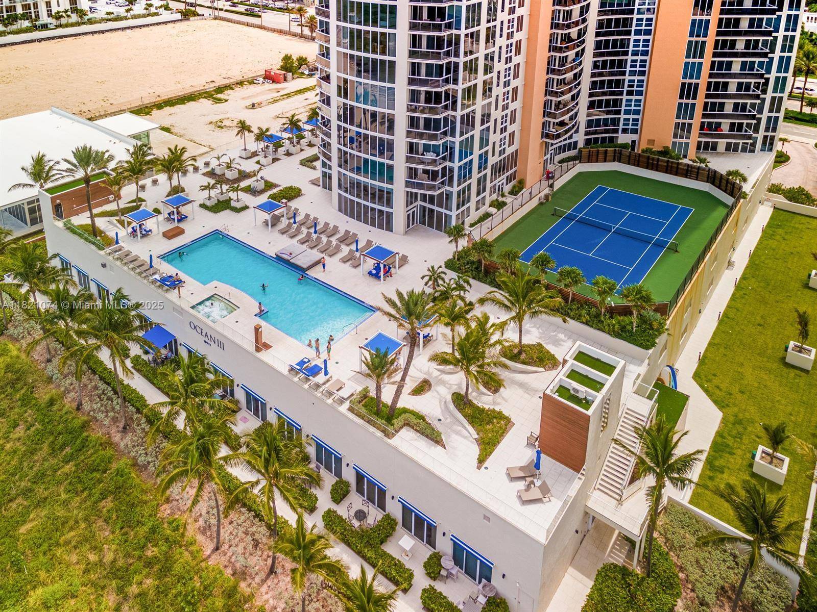 Sunny Isles Beach, FL 33160,18911 Collins Ave #3105