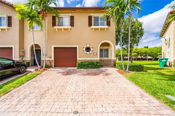22006 SW 89th Ct, Cutler Bay, FL 33190