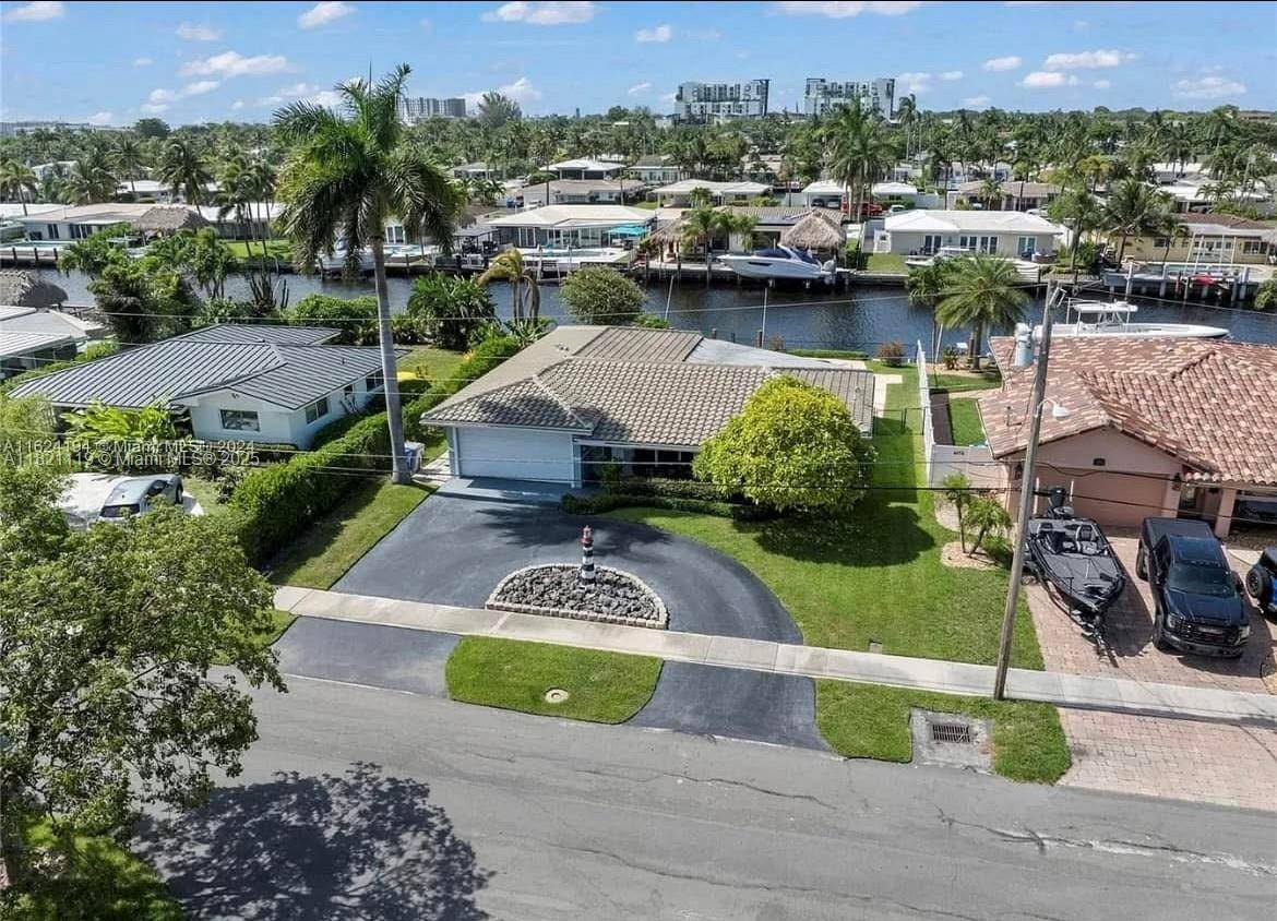 321 SE 4th St, Pompano Beach, FL 33060