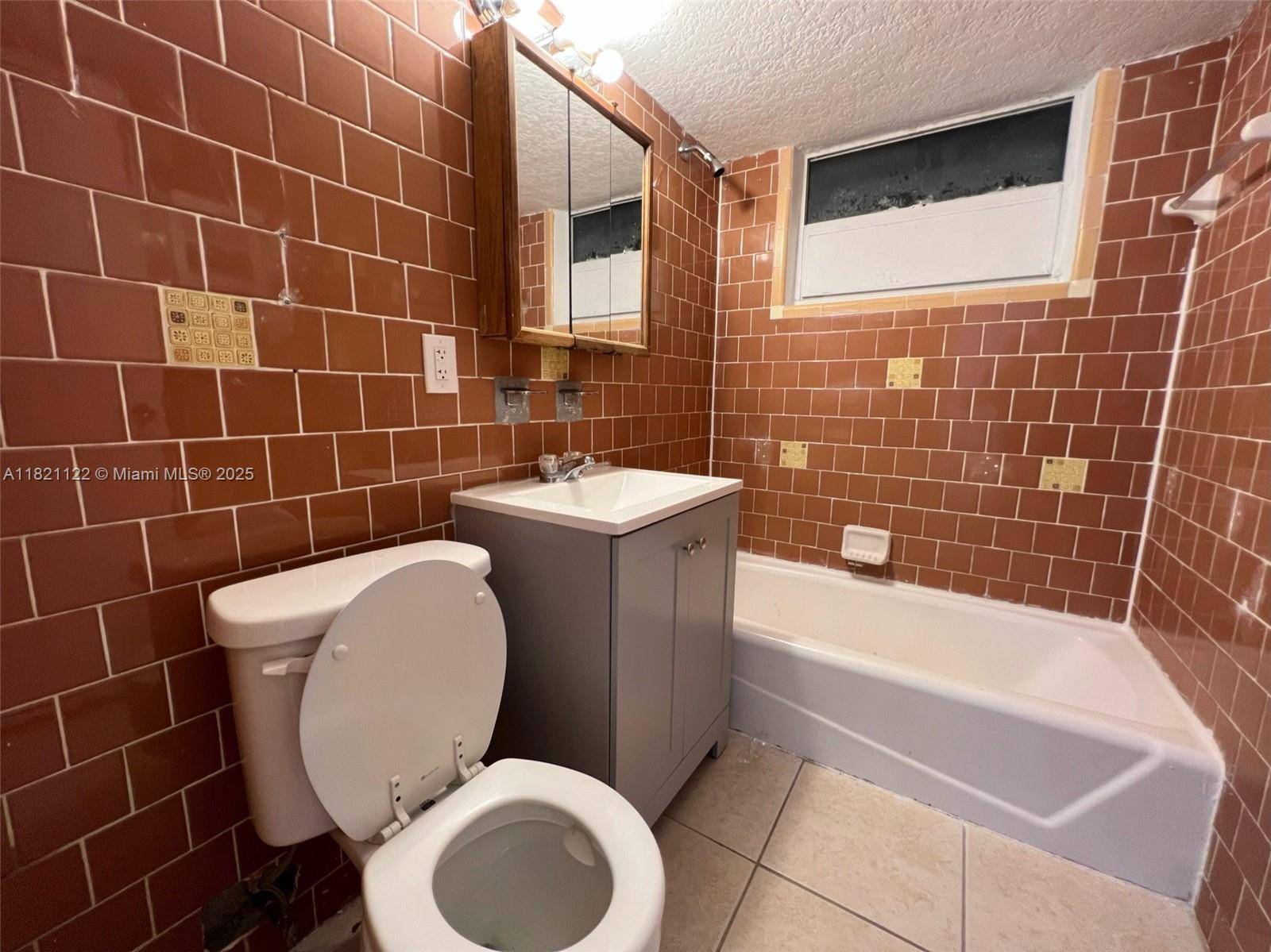 Pompano Beach, FL 33069,2443 NW 7th St