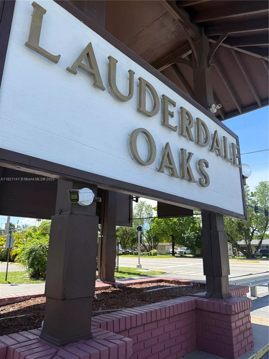 Lauderdale Lakes, FL 33313,3001 NW 46th Ave #204