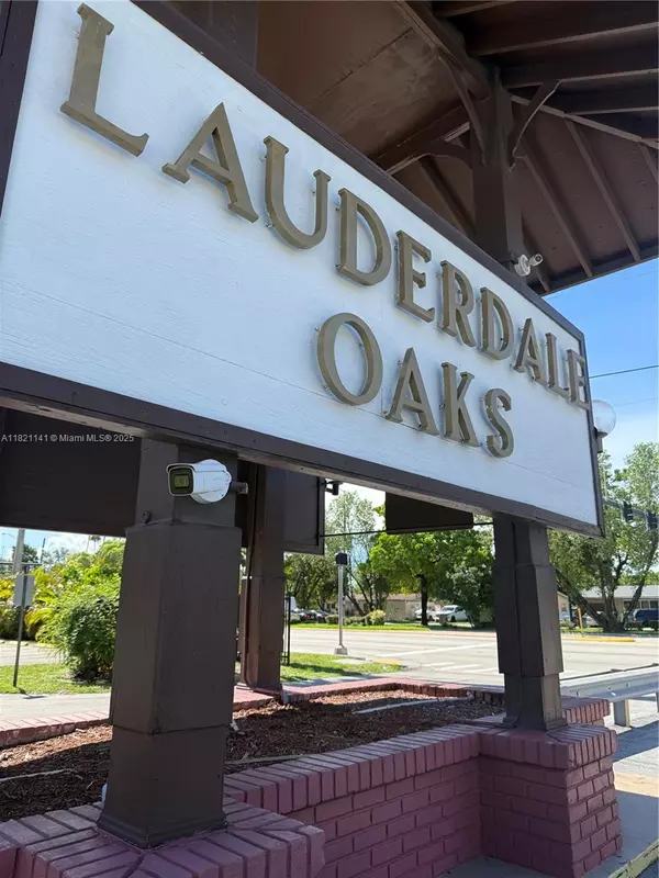 3001 NW 46th Ave #204, Lauderdale Lakes, FL 33313