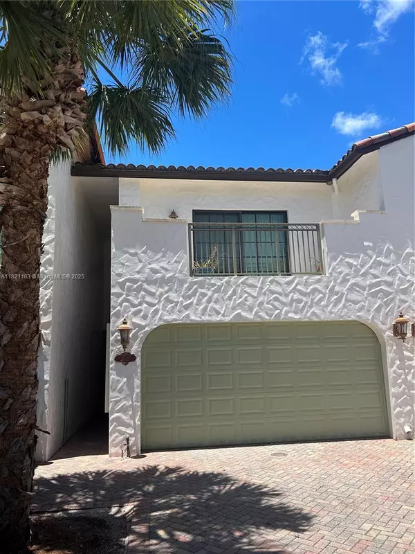 2837 Hidden Harbour Ct, Dania Beach, FL 33312