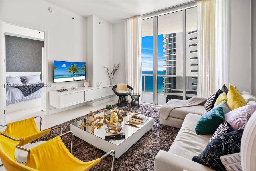 15901 Collins Ave #3302, Sunny Isles Beach, FL 33160