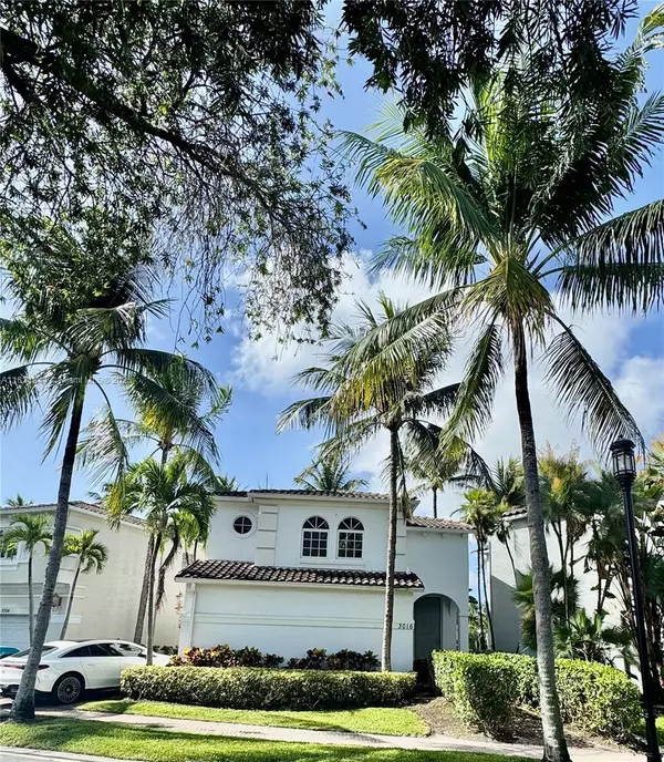 3016 NE 210th St, Aventura, FL 33180