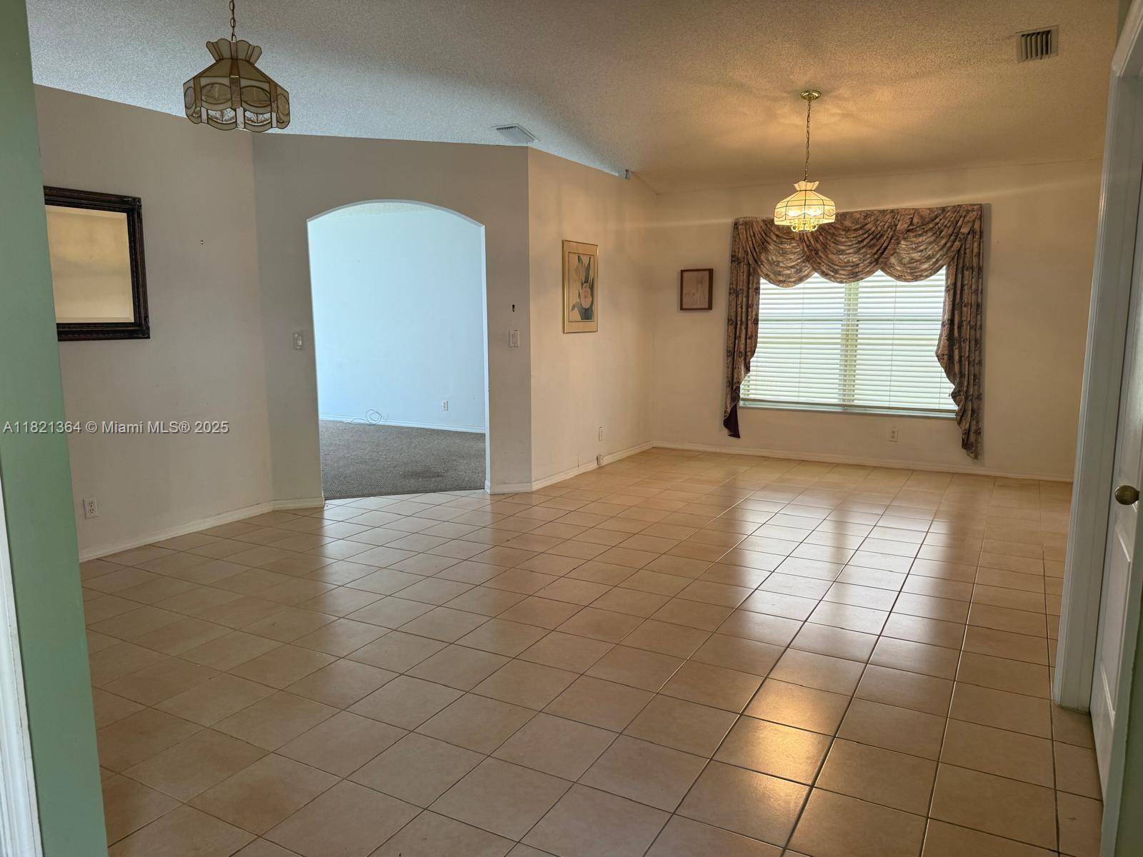 Coral Springs, FL 33076,5657 NW 121st Ave