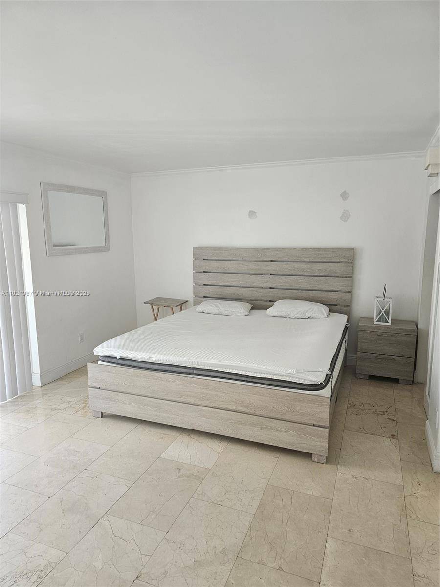 Miami Beach, FL 33139,1340 Lincoln Rd #803