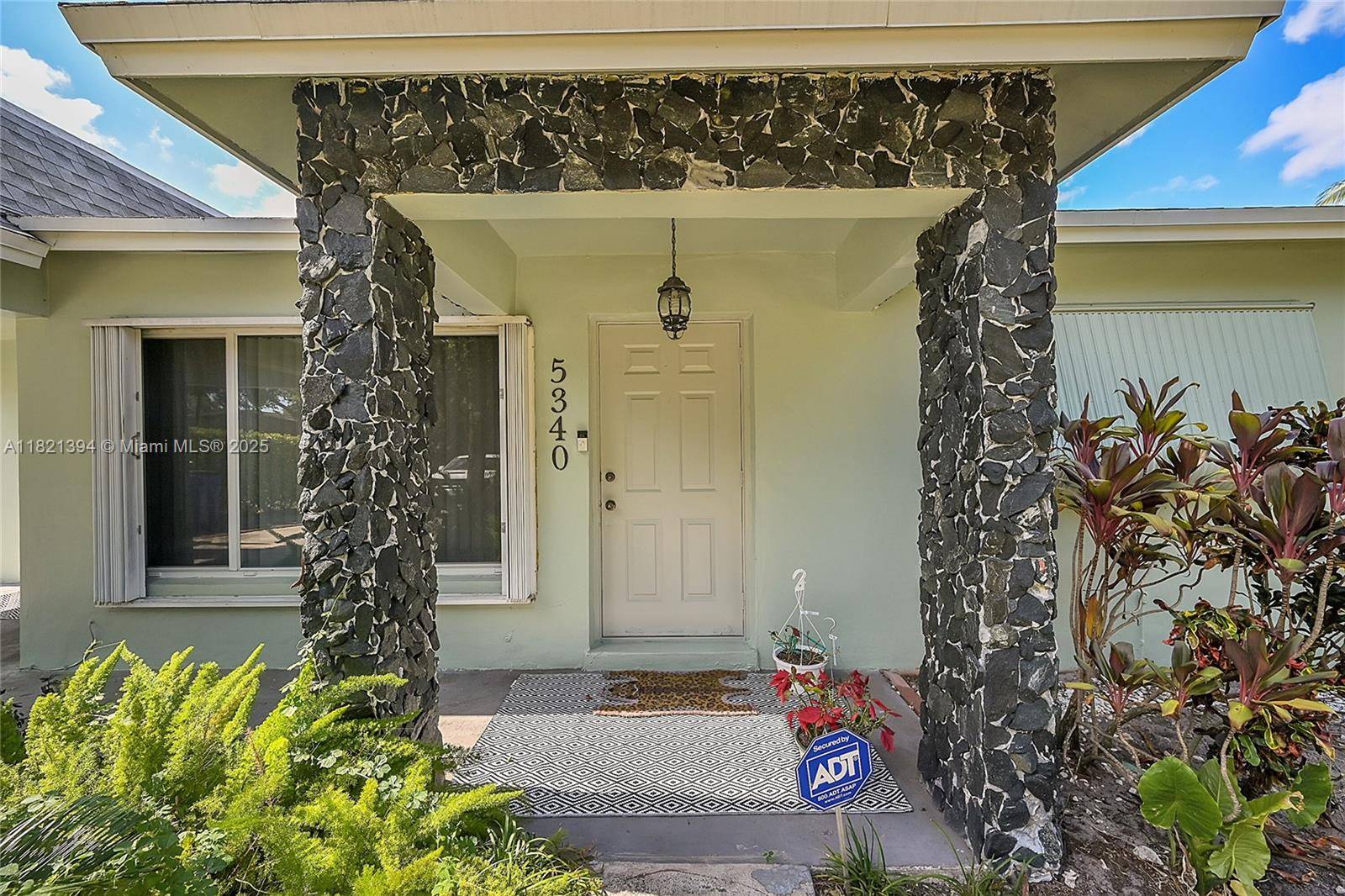 Margate, FL 33068,5340 SW 11th St