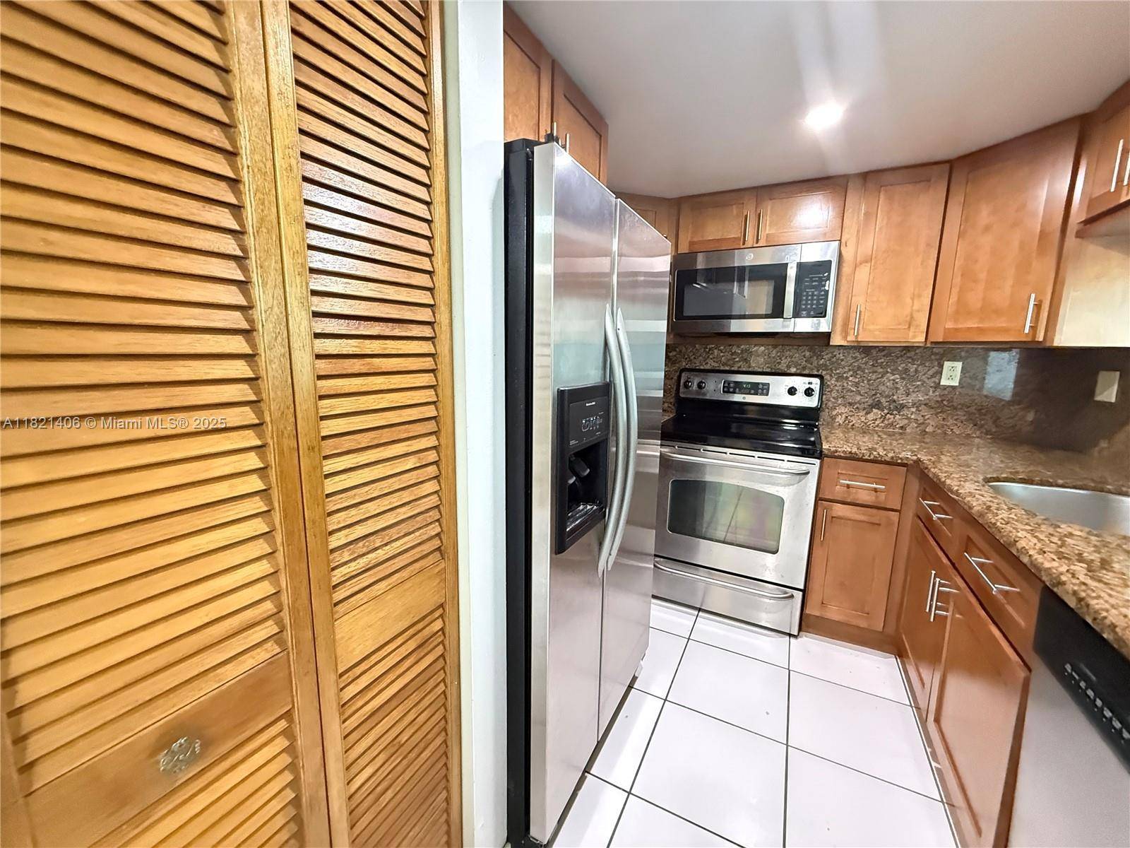 Miami, FL 33175,2075 SW 122nd Ave #405