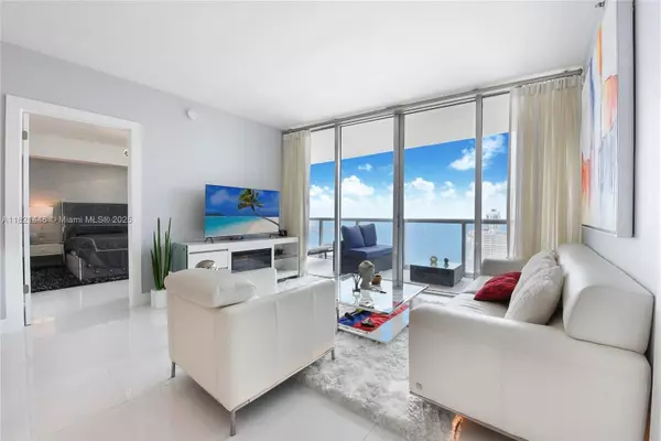Miami, FL 33131,495 Brickell Ave #4505