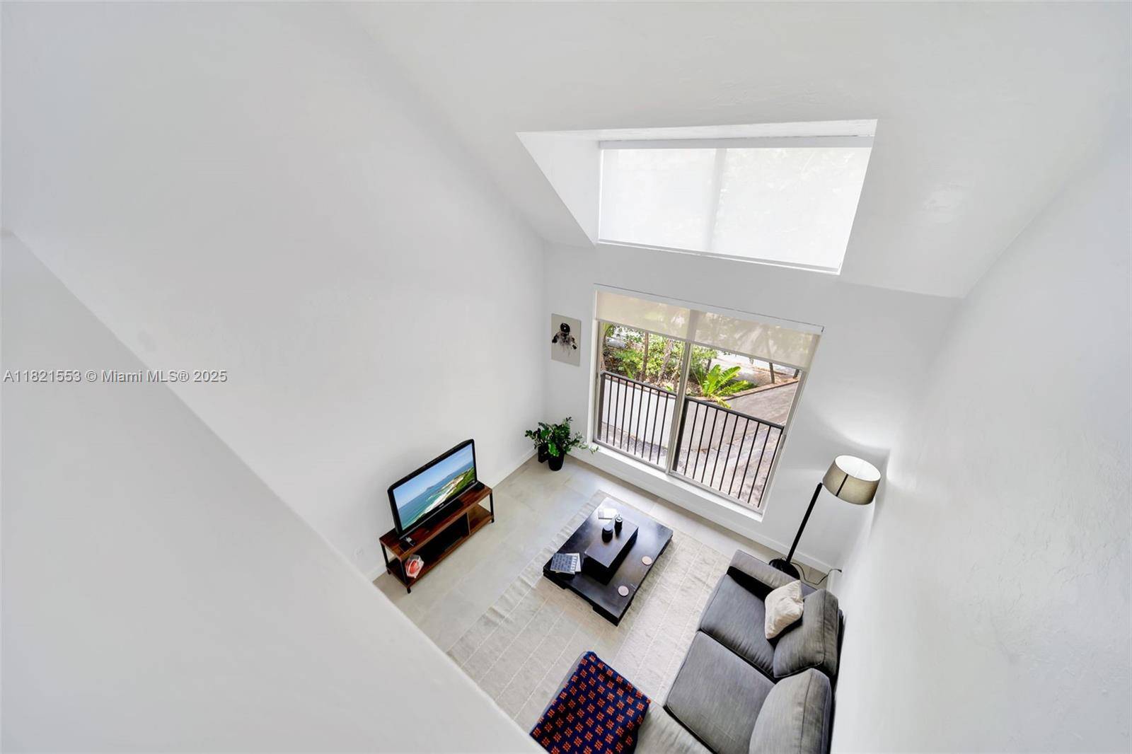 Pinecrest, FL 33156,6900 N Kendall Dr #A303