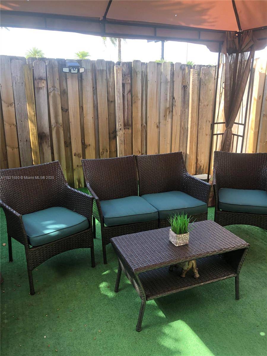 Miami Gardens, FL 33055,16700 NW 55th Ave #12