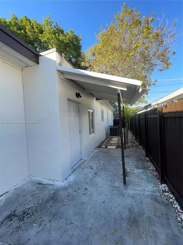 Opa-locka, FL 33054,931 Opa Locka Blvd #5