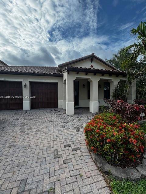 Cooper City, FL 33024,3927 NW 84th Way #3927