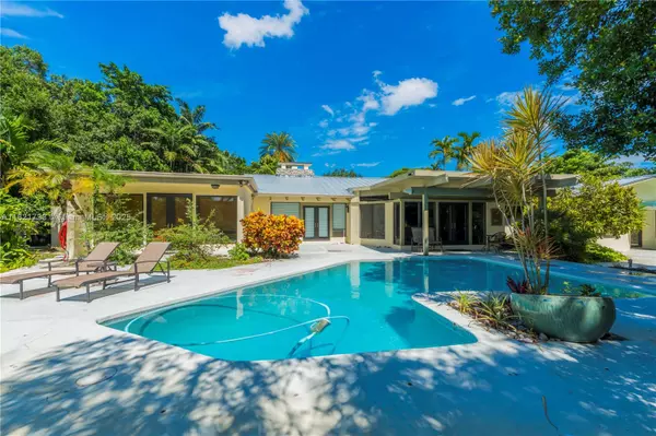2691 SW 110th Way, Davie, FL 33328
