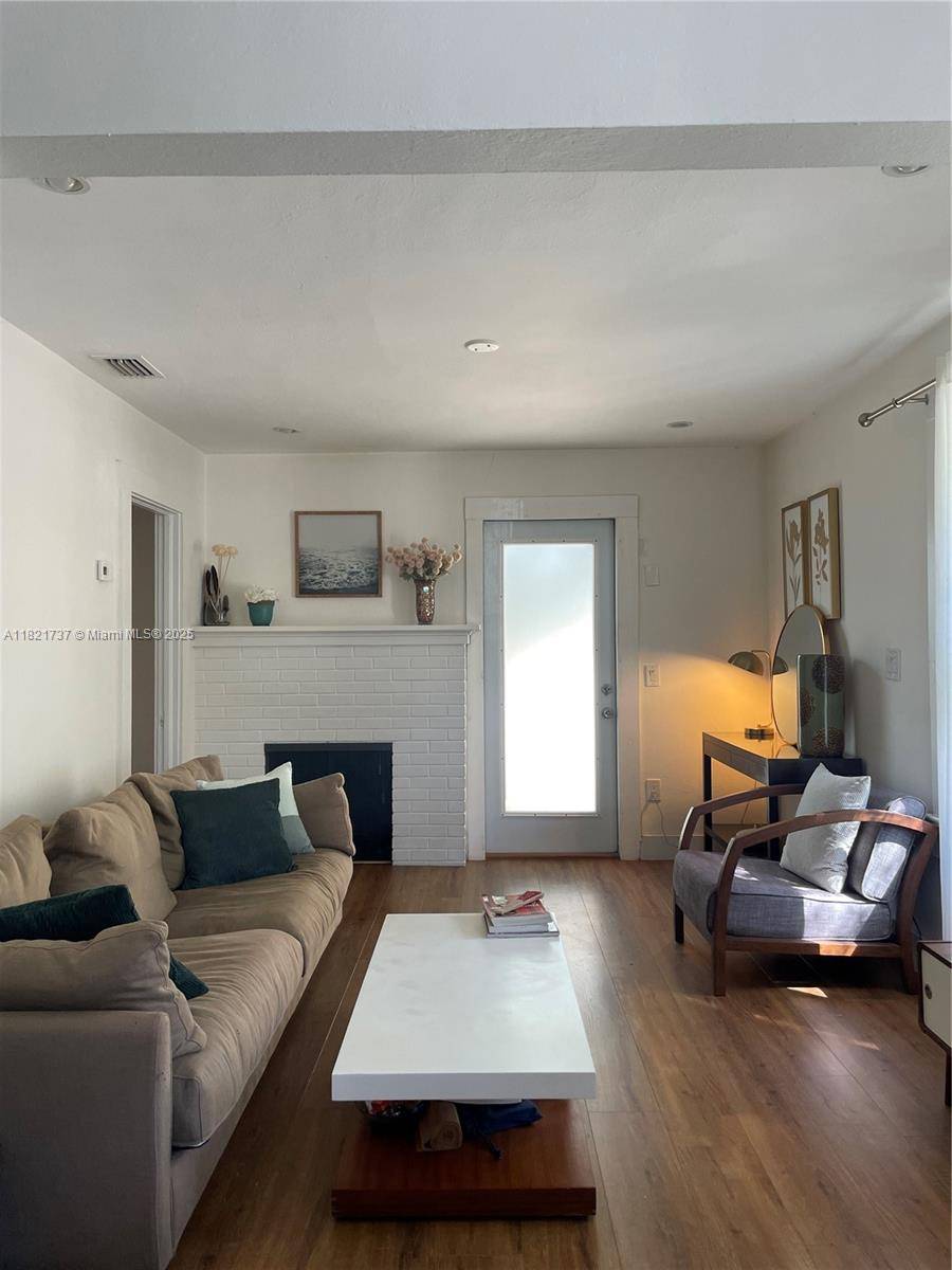 Miami, FL 33133,2985 Aviation Ave
