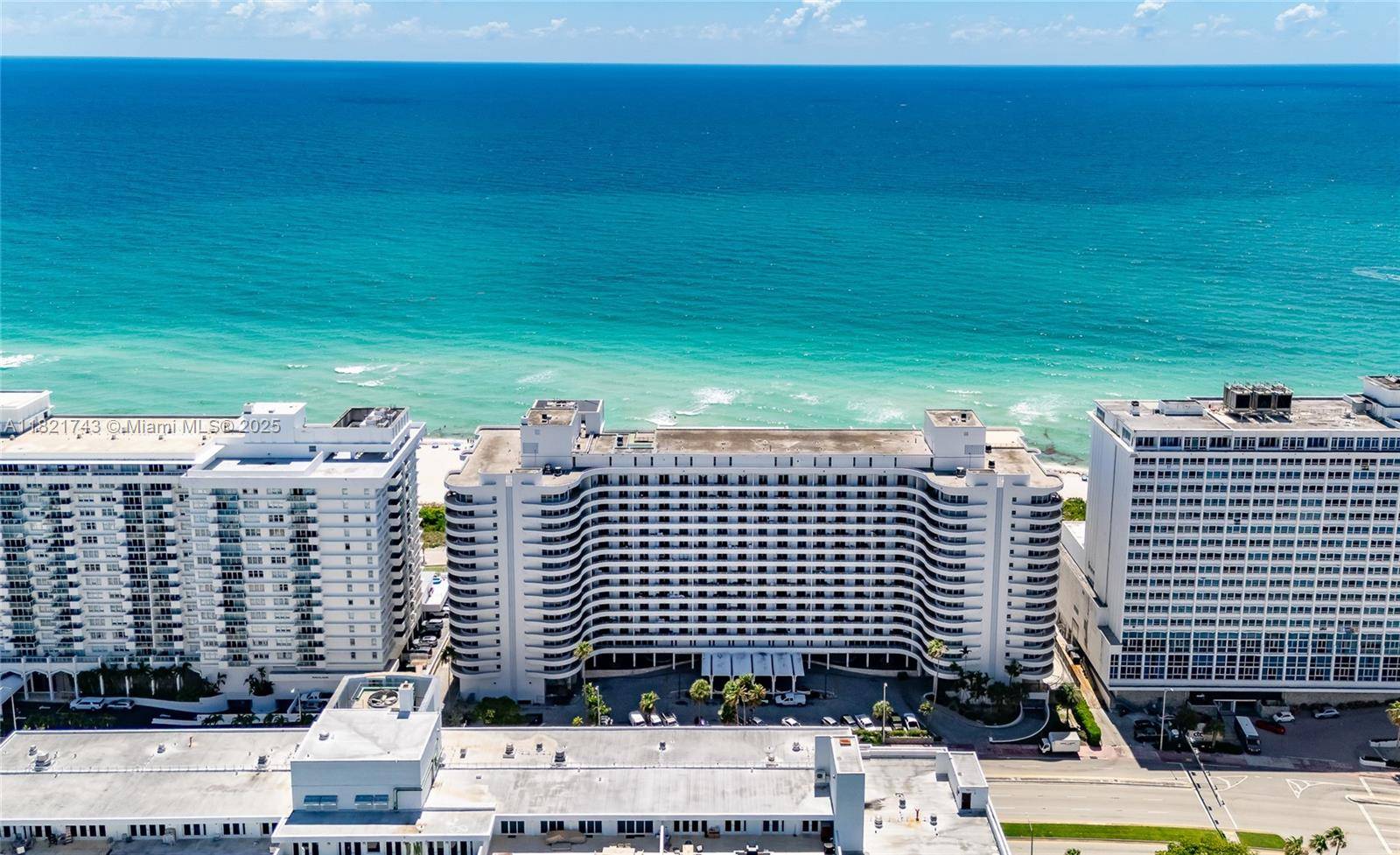Miami Beach, FL 33140,5555 Collins Ave #7N