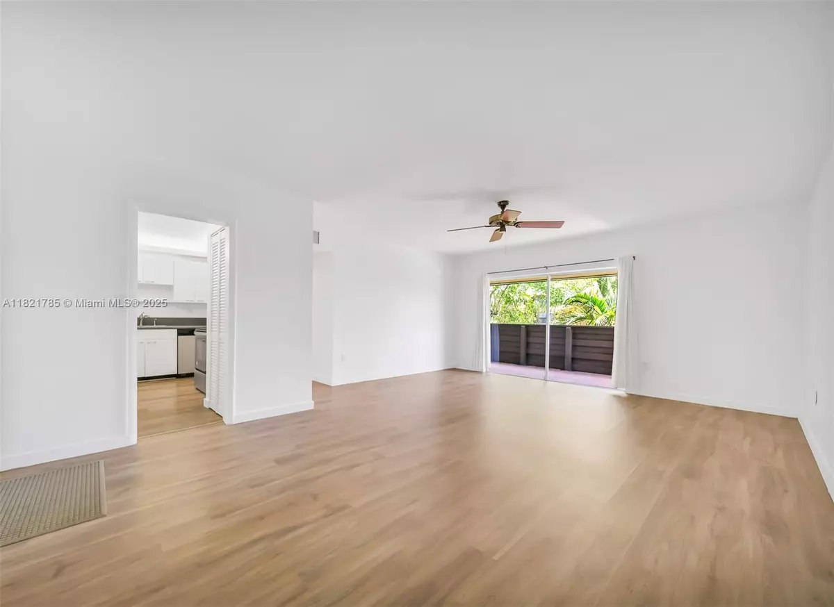 Miami, FL 33143,8335 SW 72nd Ave #315D