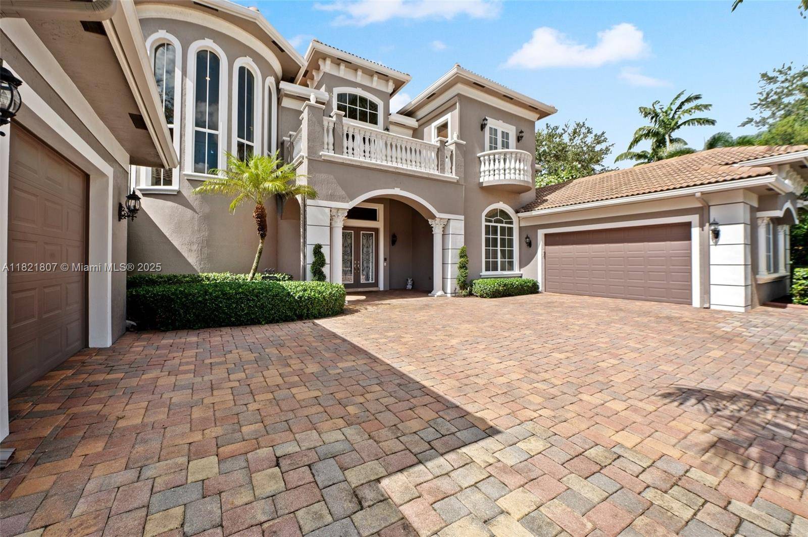 Davie, FL 33330,12608 S Stonebrook Cir