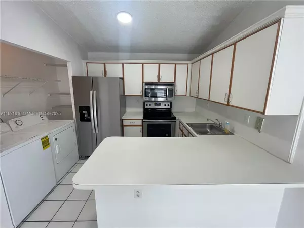 Miami, FL 33193,7655 SW 153rd Ct #205