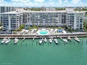 Miami Beach, FL 33139,800 West Ave #523