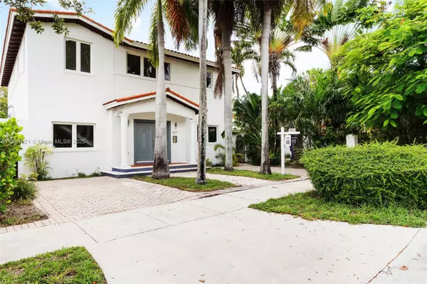 Miami, FL 33129,527 SW 20th Rd