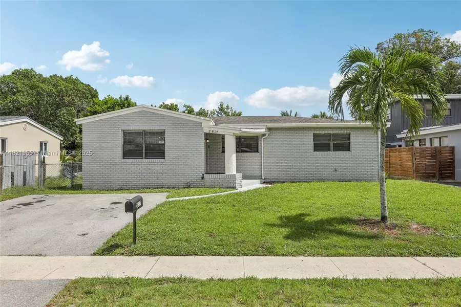 2817 SW 8th St, Fort Lauderdale, FL 33312