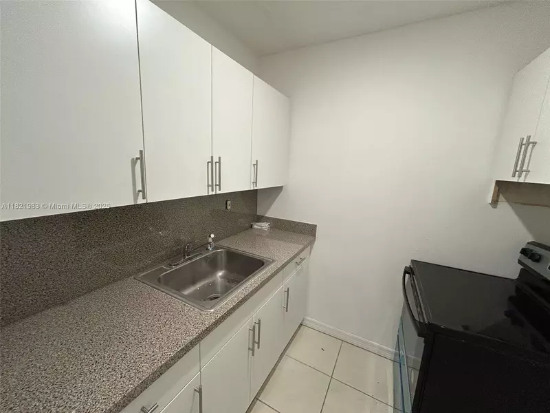 1590 NE 125th Ter #2, North Miami, FL 33161