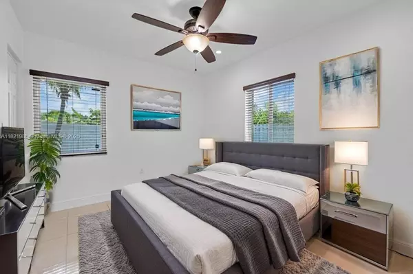 North Miami Beach, FL 33162,1340 NE 177th St