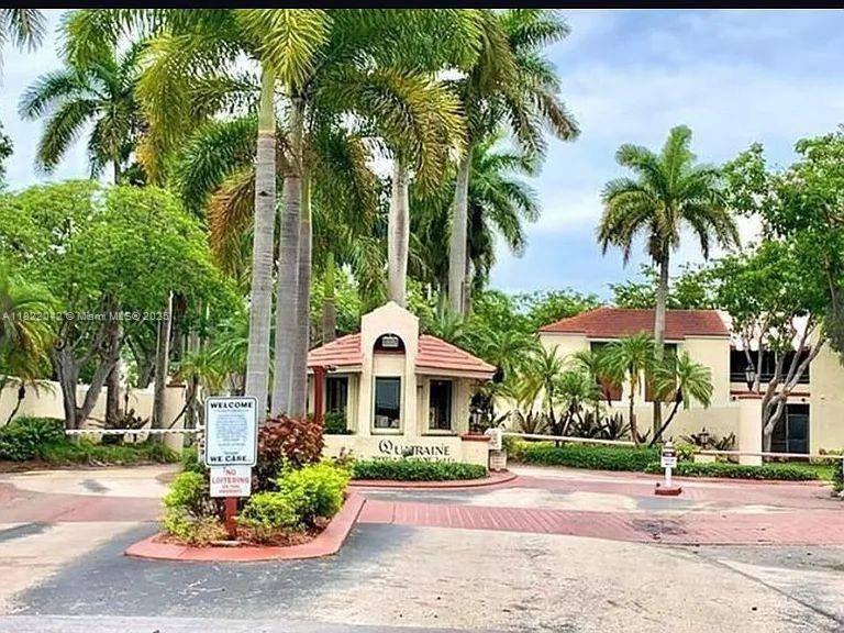 20250 NE 3rd Ct #6, Miami, FL 33179