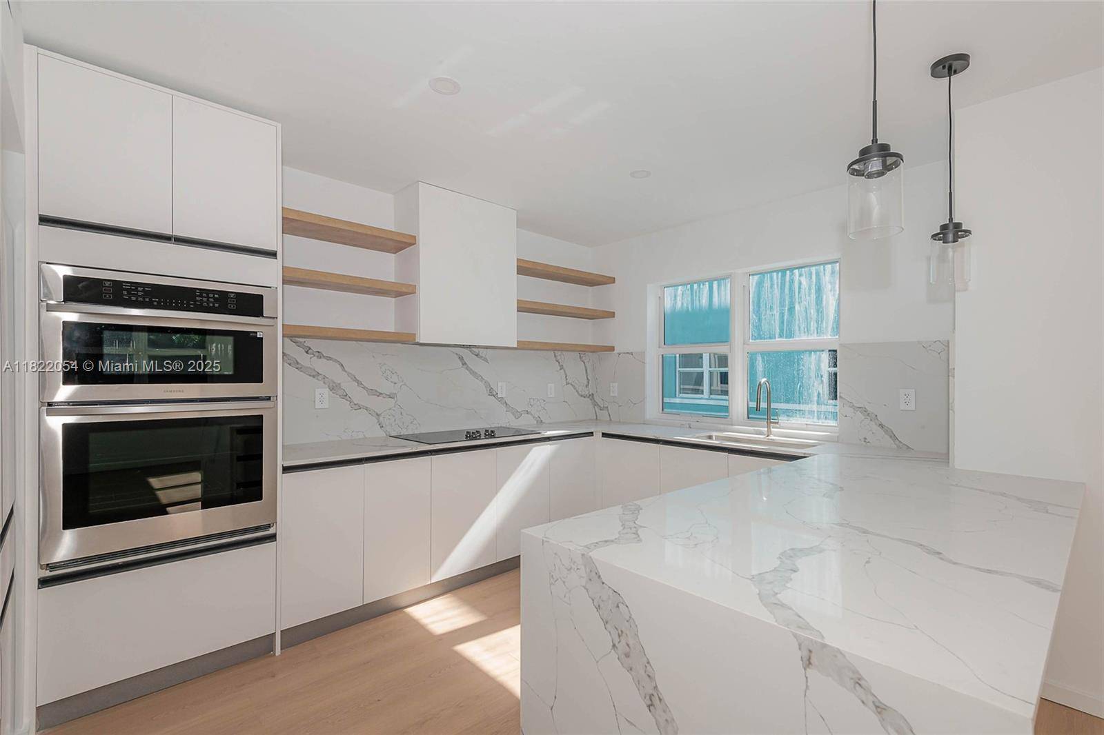 Fort Lauderdale, FL 33316,824 SE 12th Ct
