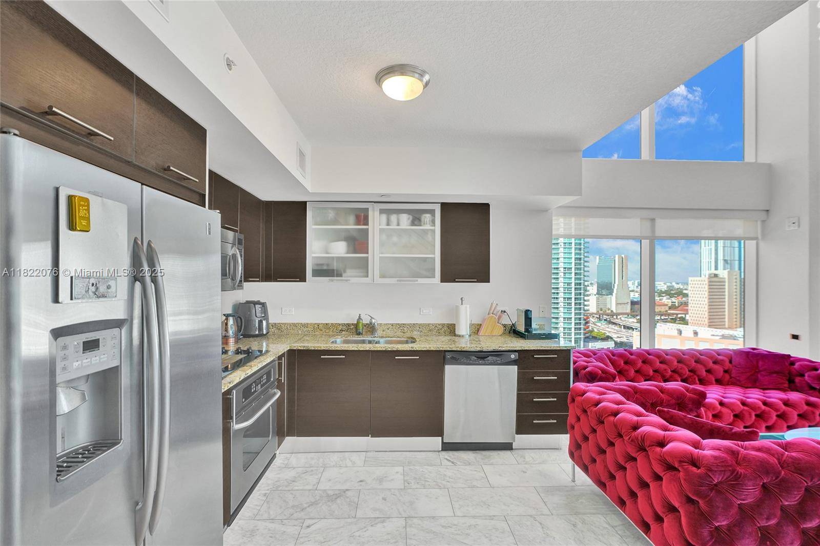 Miami, FL 33131,41 SE 5th St #1317
