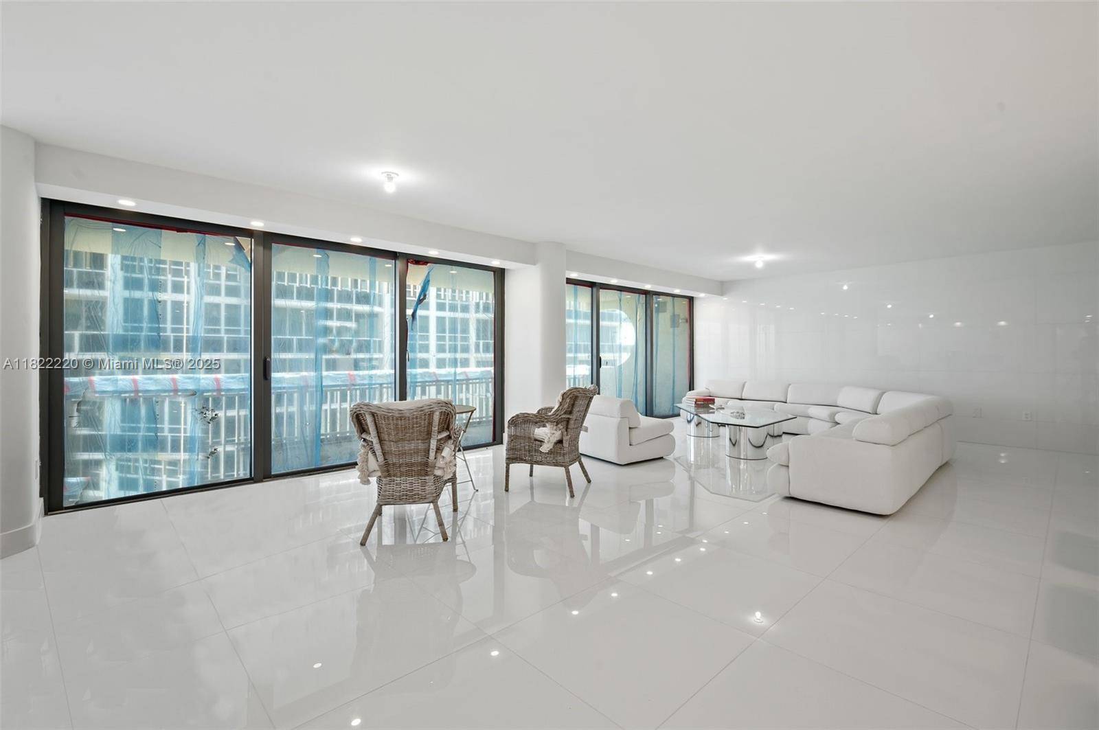 Bal Harbour, FL 33154,10205 Collins Ave #1504