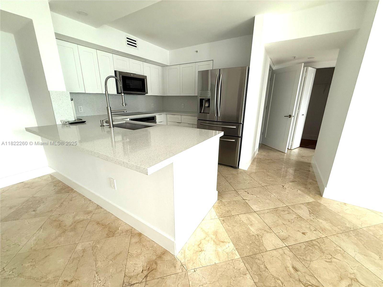 Miami, FL 33131,1155 Brickell Bay Dr #1703