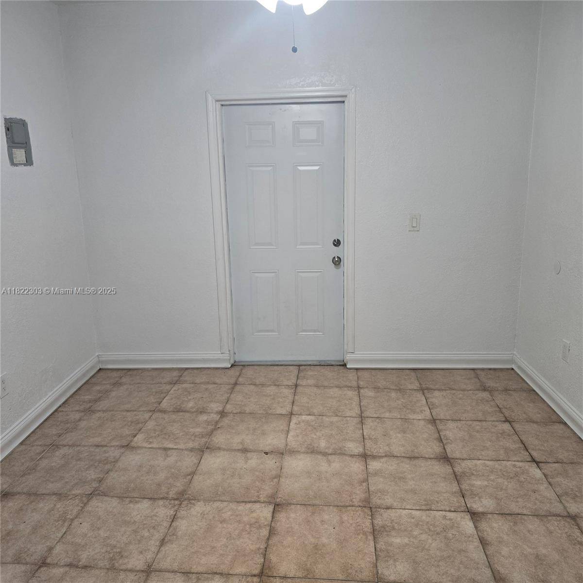 Hollywood, FL 33021,5214 Wiley St #Rear