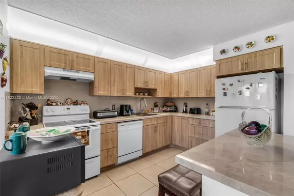 Hialeah, FL 33015,17000 NW 67th Ave #126