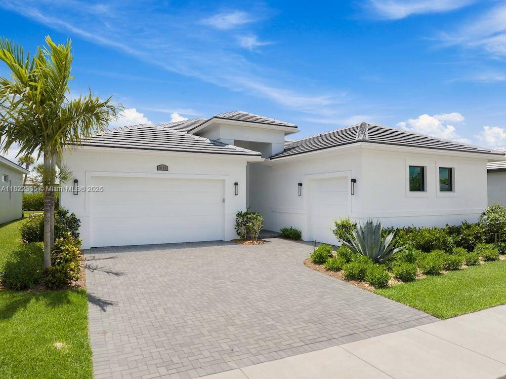 9125 SW Esule Way, Port St. Lucie, FL 34987