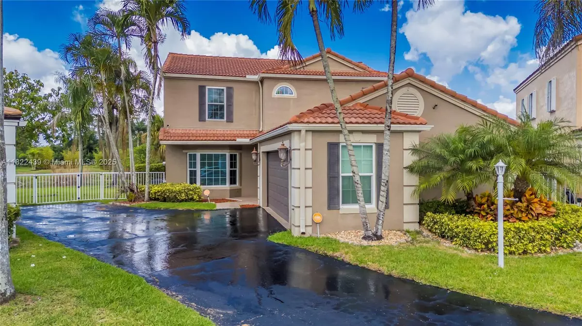 Boca Raton, FL 33498,Address not disclosed