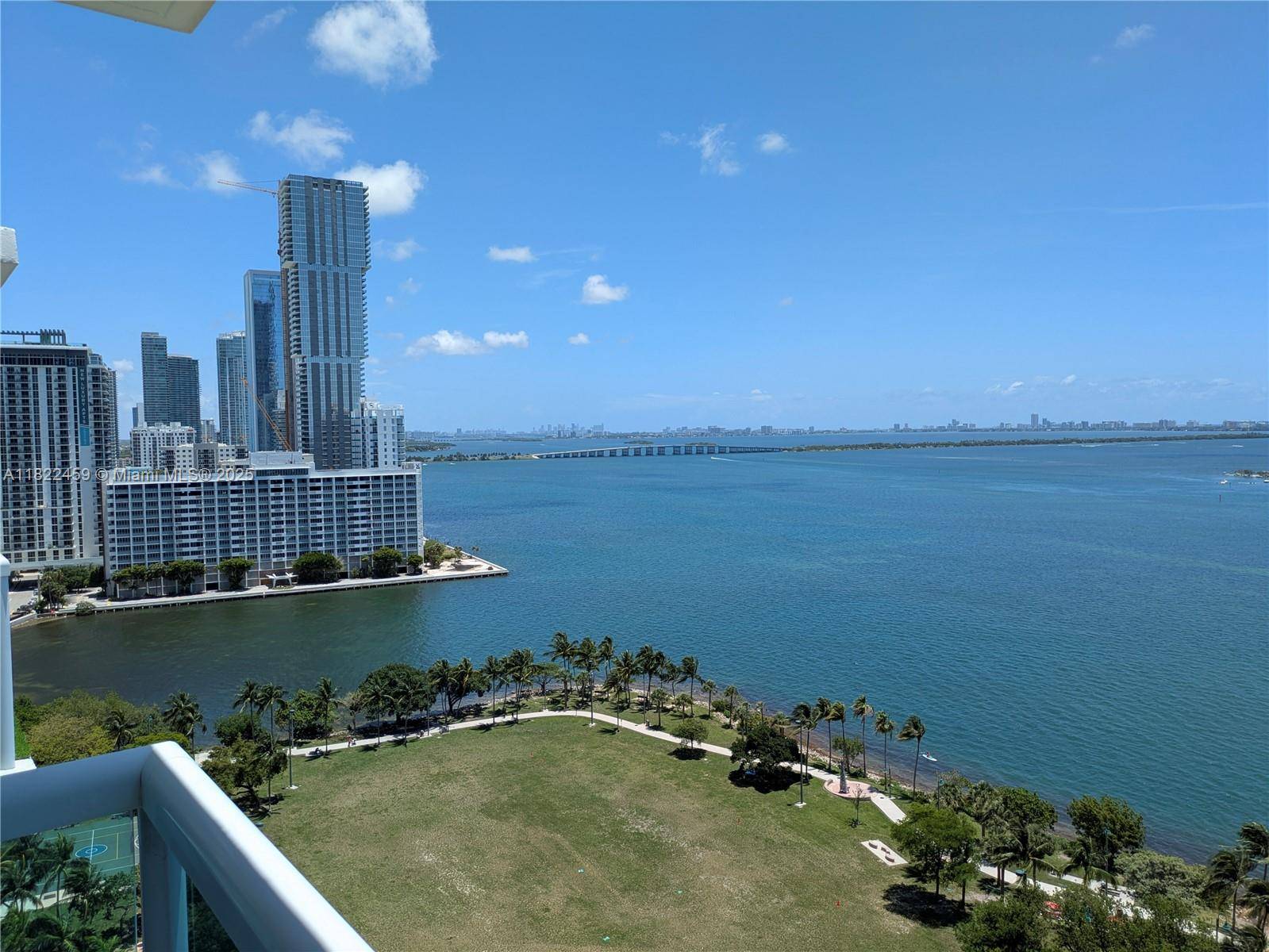 Miami, FL 33132,1800 N Bayshore Dr #2003