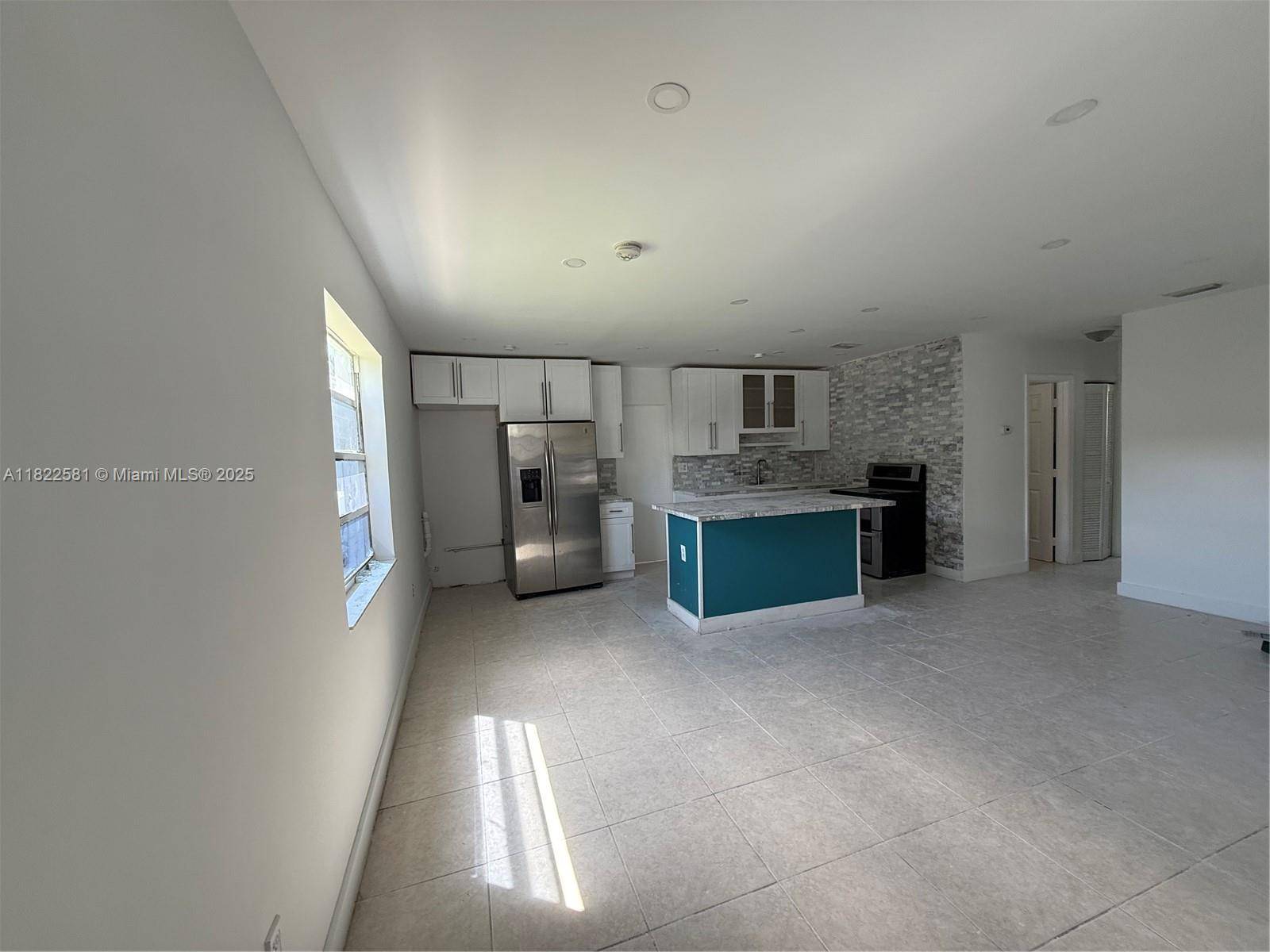 Miami, FL 33165,9801 SW 56th St