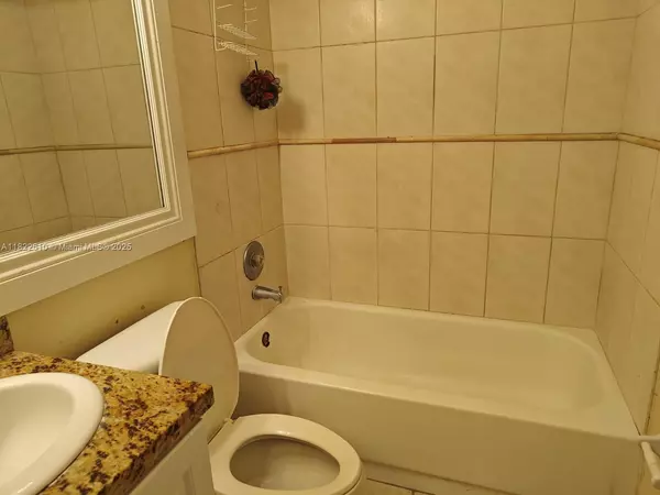 Coral Springs, FL 33065,11771 NW 30th St #107A