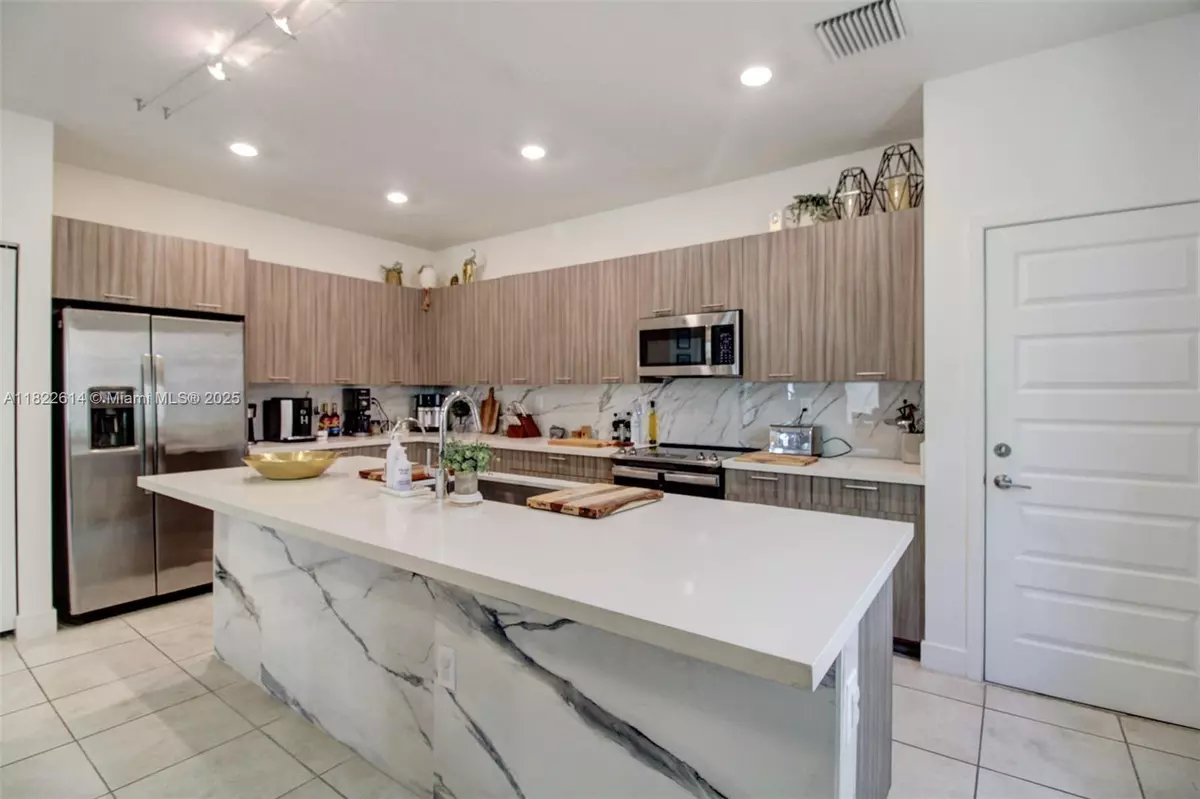 Doral, FL 33166,4809 NW 83rd Pkwy