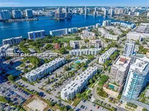 17570 Atlantic Blvd #119, Sunny Isles Beach, FL 33160