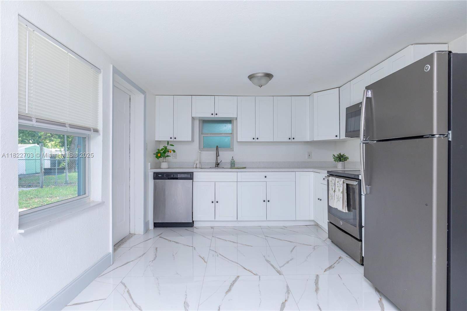 North Miami Beach, FL 33179,1758 NE 183rd St